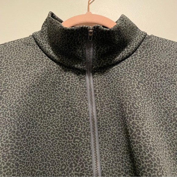 NWT Lululemon LAB Double-Knit Jacquard Half Zip in Leopardo Jacquard Grey - Picture 10 of 12